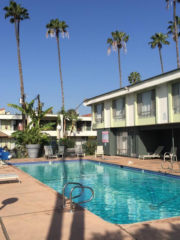 Vagabond Inn Los Angeles At Usc Extérieur photo